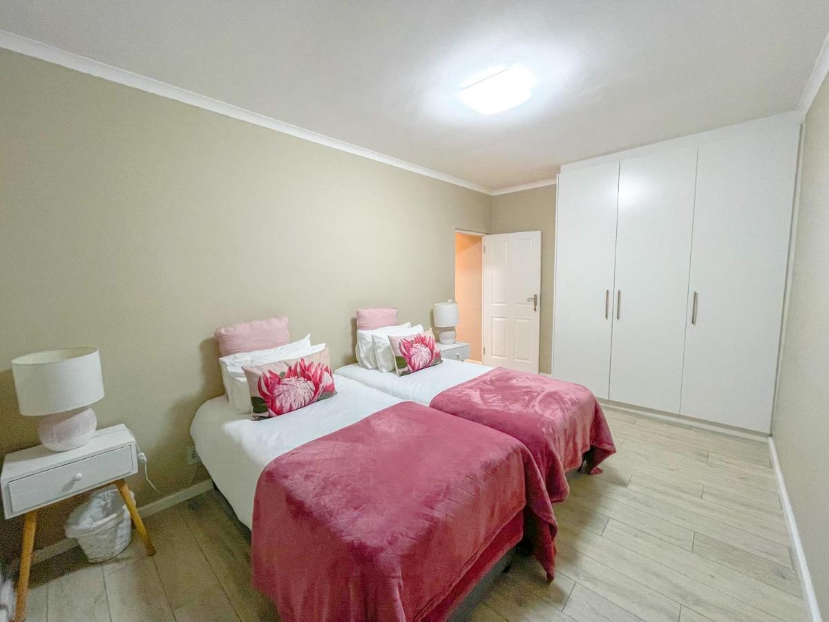 Uystuys Appartement *